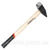 Молоток слесарный 800г ручка ясень INTERTOOL HT-0255